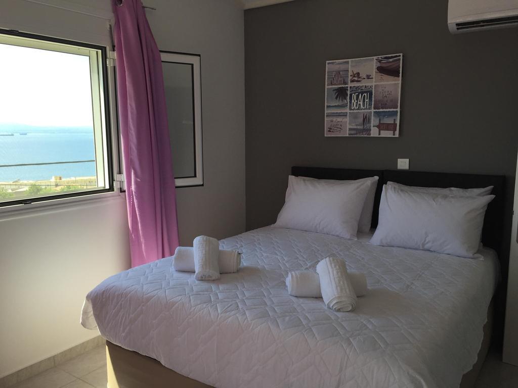 Appartement Mountain & Sea à Kalamata Extérieur photo