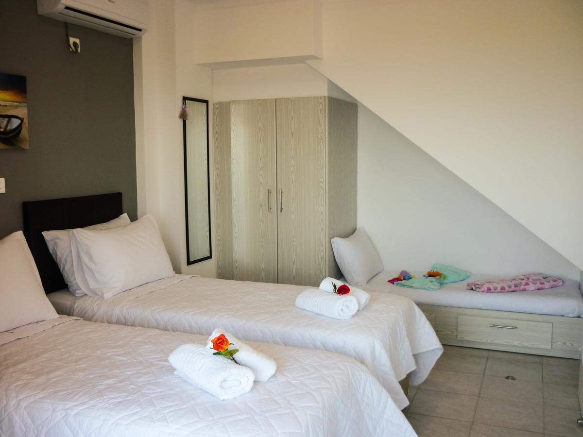 Appartement Mountain & Sea à Kalamata Extérieur photo