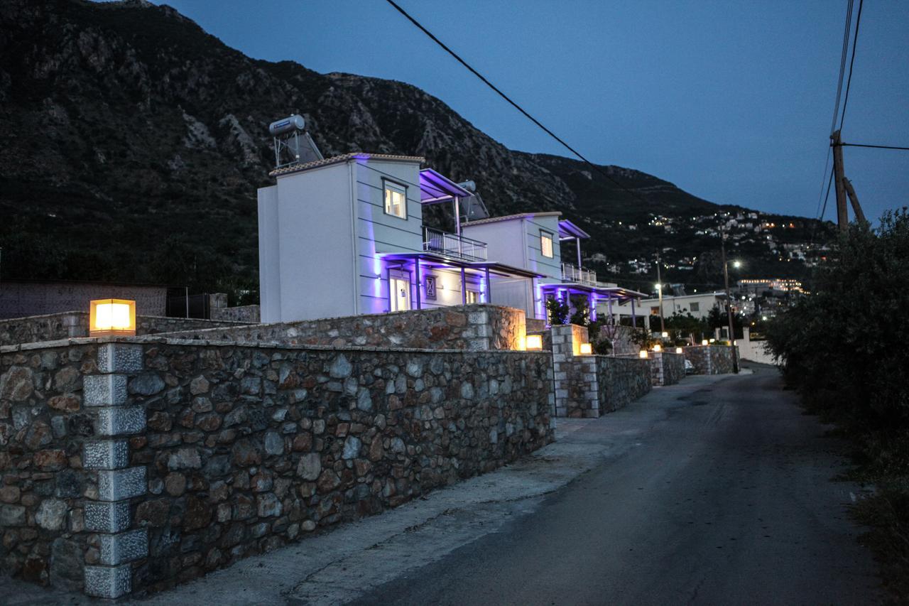 Appartement Mountain & Sea à Kalamata Extérieur photo